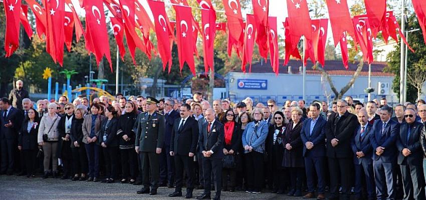 ataturk-bayrampasada-torenle-anildi.jpg
