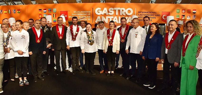 gastroantalya-kapilarini-acti.jpg