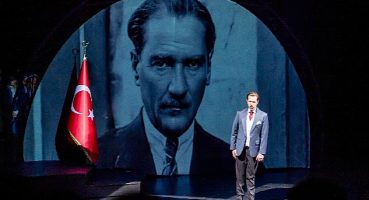 Zübeyde Hanım'ın anısına sahneye çıktılar