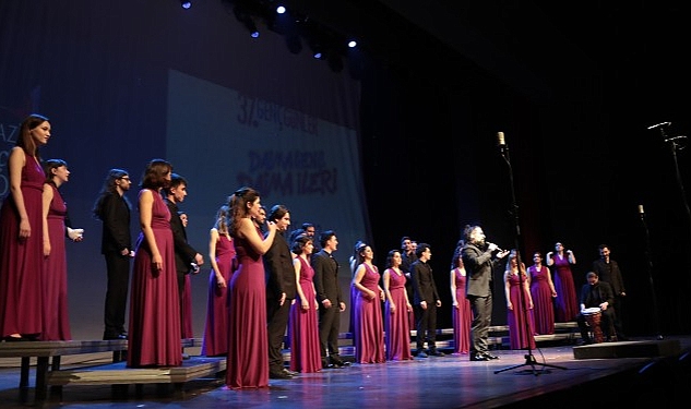 37-genc-gunler-bogazici-genclik-korosu-konseriyle-basladi.jpg