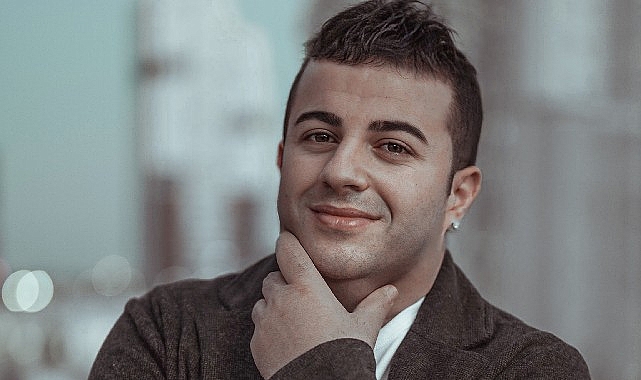 anildan-izleyeni-aglatan-klip.jpg
