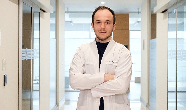sinus-lift-islemiyle-beraber-ayni-seansta-implant-uygulanabiliyor.jpg