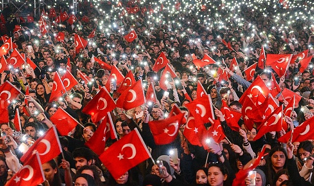 cumhuriyet-bayraminda-nilufer-buyuk-coskuya-sahne-olacak.jpg