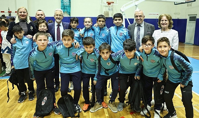 nilufer-belediyesi-amator-sporcularin-yaninda.jpg